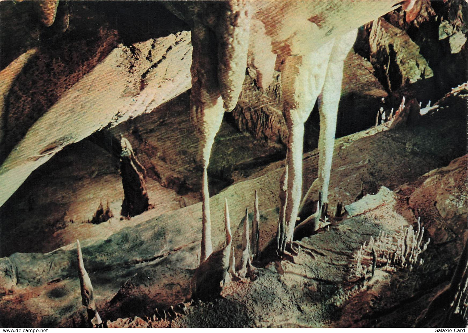 46 LACAVE LES GROTTES DE LACAVE