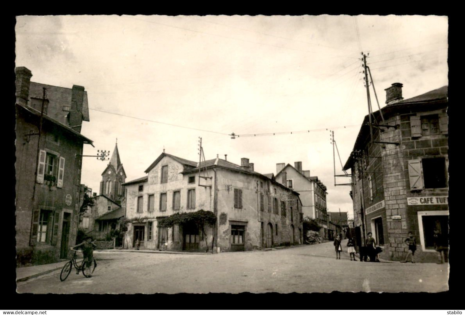 46 - LATRONQUIERE - LA PLACE
