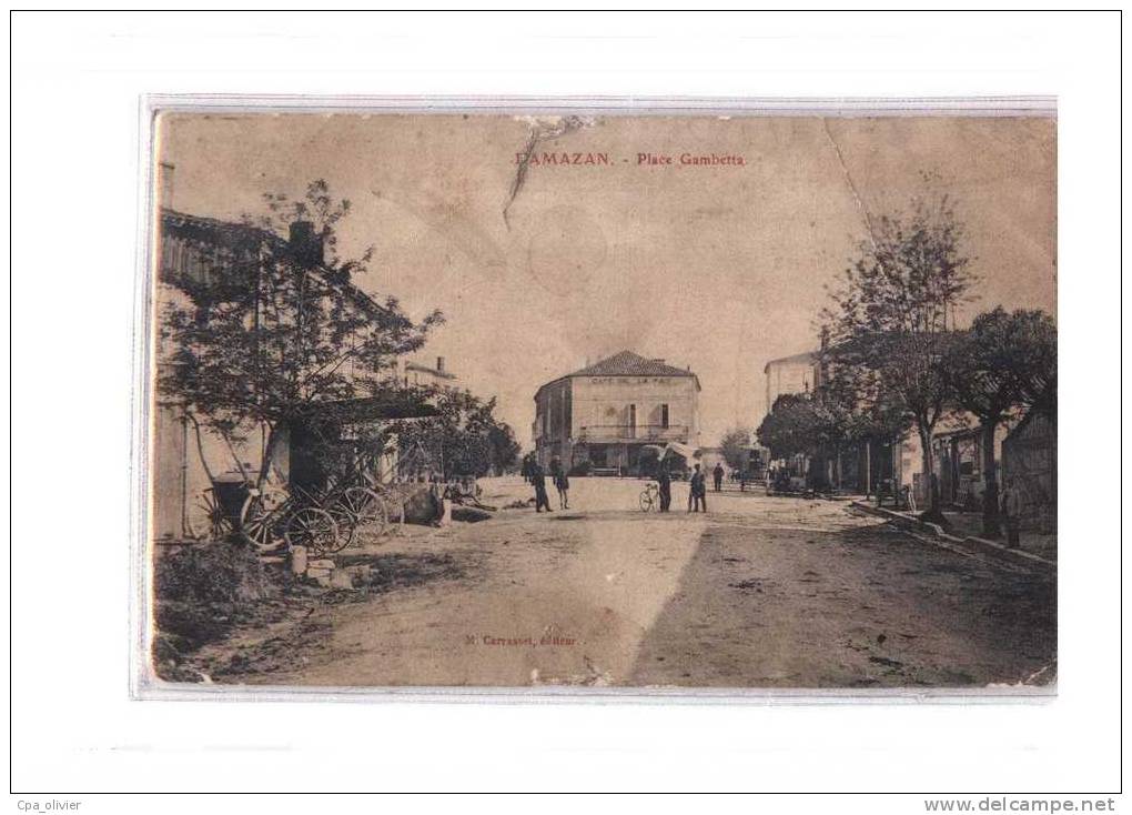 47 DAMAZAN Place Gambetta, animée, Café de la Paix, ed Carrasset, 1914