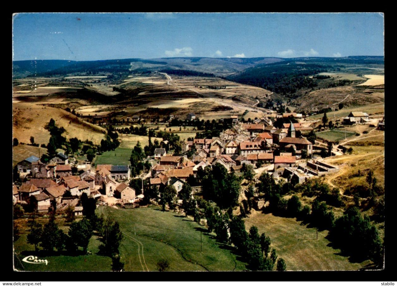 48 - LE BLEYMARD - VUE AERIENNE