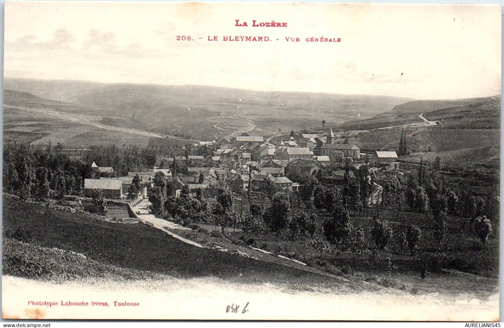 48 LE BLEYMARD - vue generale