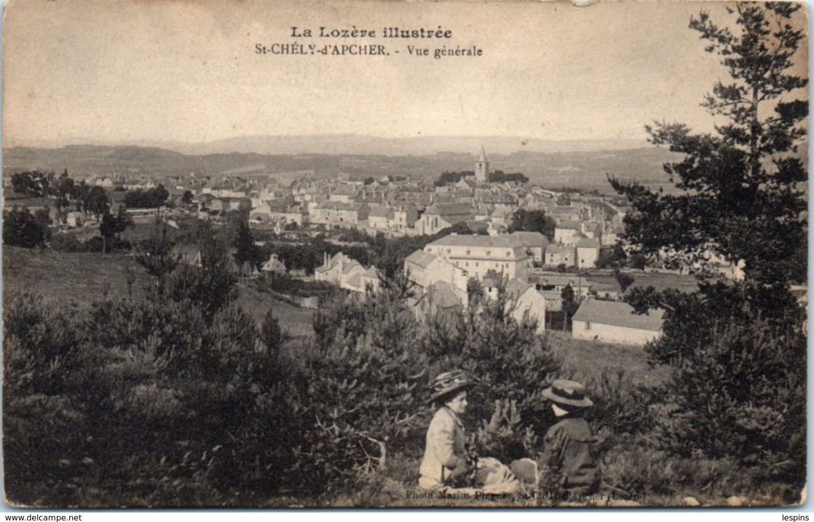 48 - SAINT CHELY d'APCHER -- Vue générale