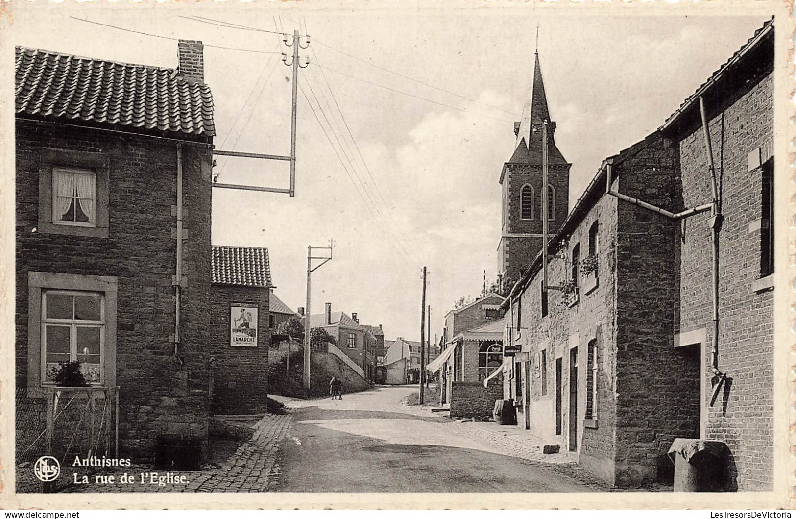 [-5%] BELGIQUE - Anthisnes - la rue de lEglise - vue générale - animé - Carte postale Ancienne