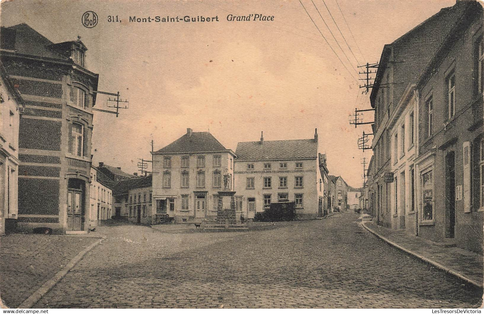[-5%] BELGIQUE - Mont Saint Guibert - Grandplace - Carte postale ancienne