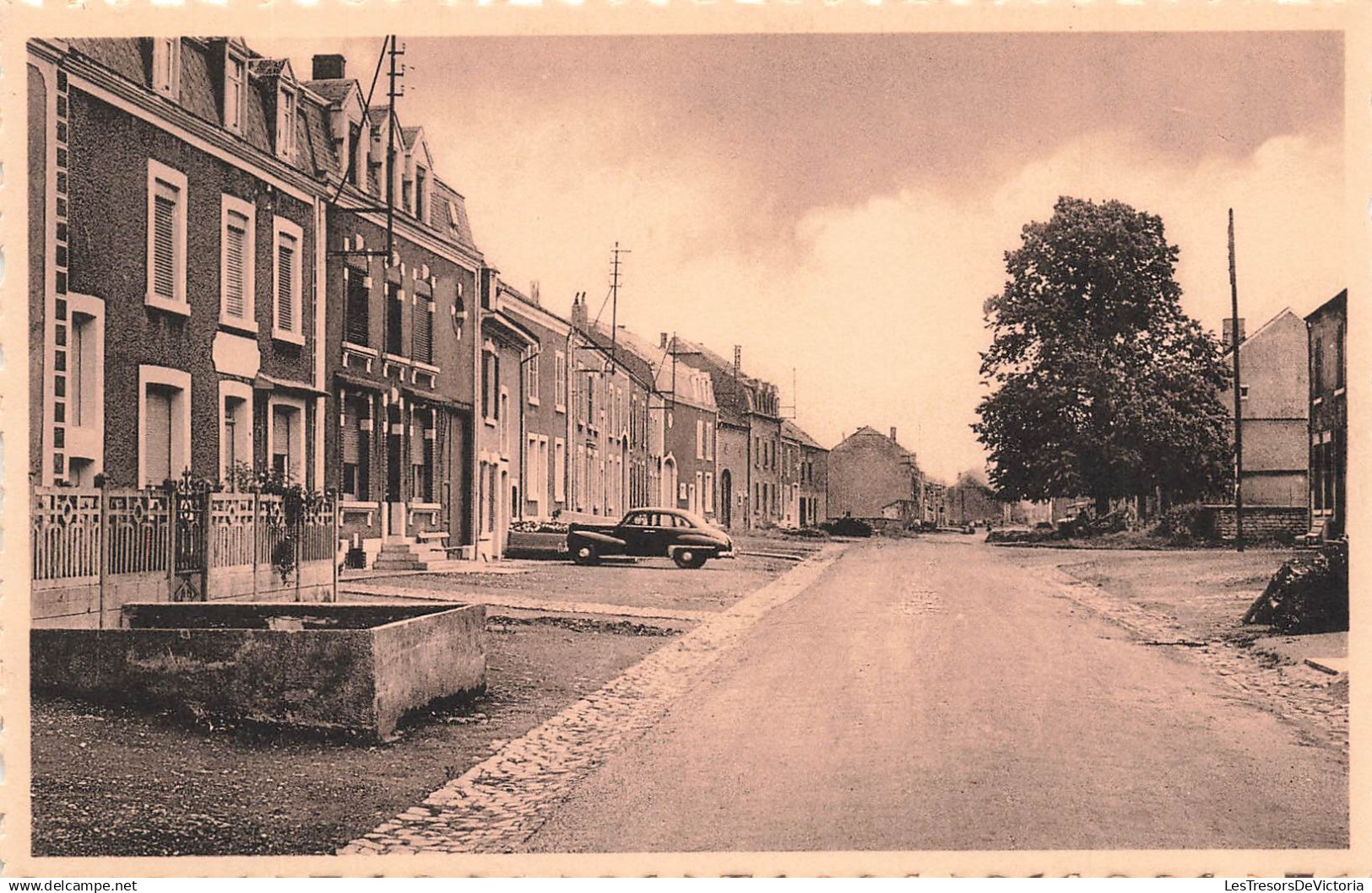 [-5%] BELGIQUE - Musson - Vieille rue - Papeterie Moderne - Le chemin - Carte postale