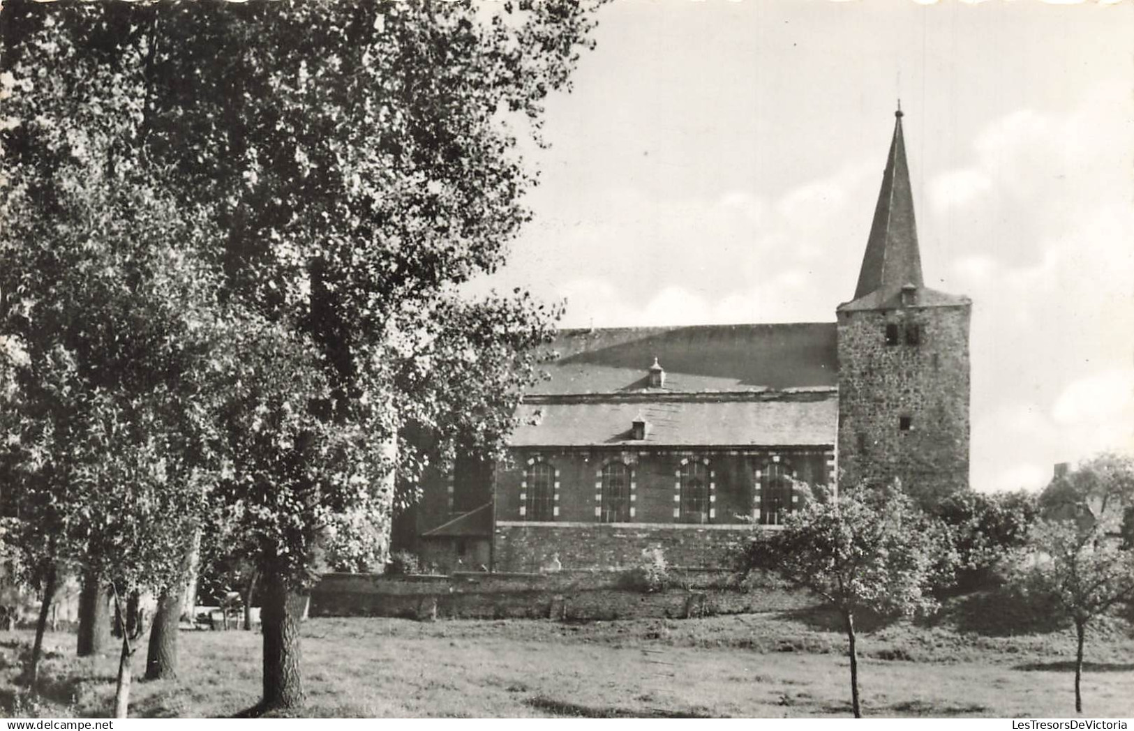 [-5%] BELGIQUE - St Martens - Voeren - De Kerk - 1728 - Toren Romaans  - Bâtiment - Eglise - Clocher - Carte postale anc