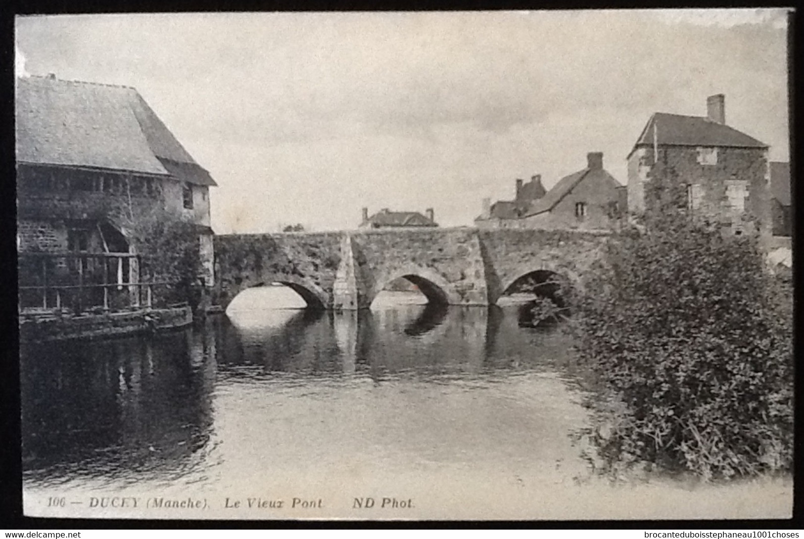 50  Ducey Le Vieux Pont