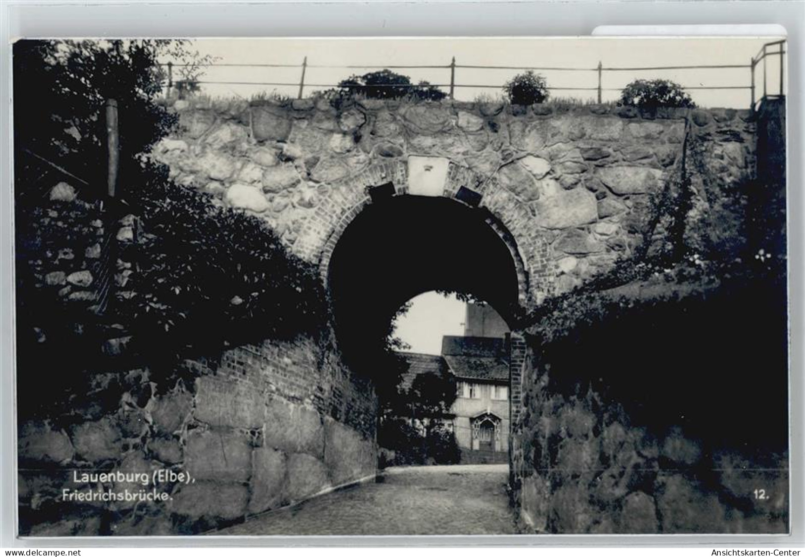 50432262 - Lauenburg , Elbe