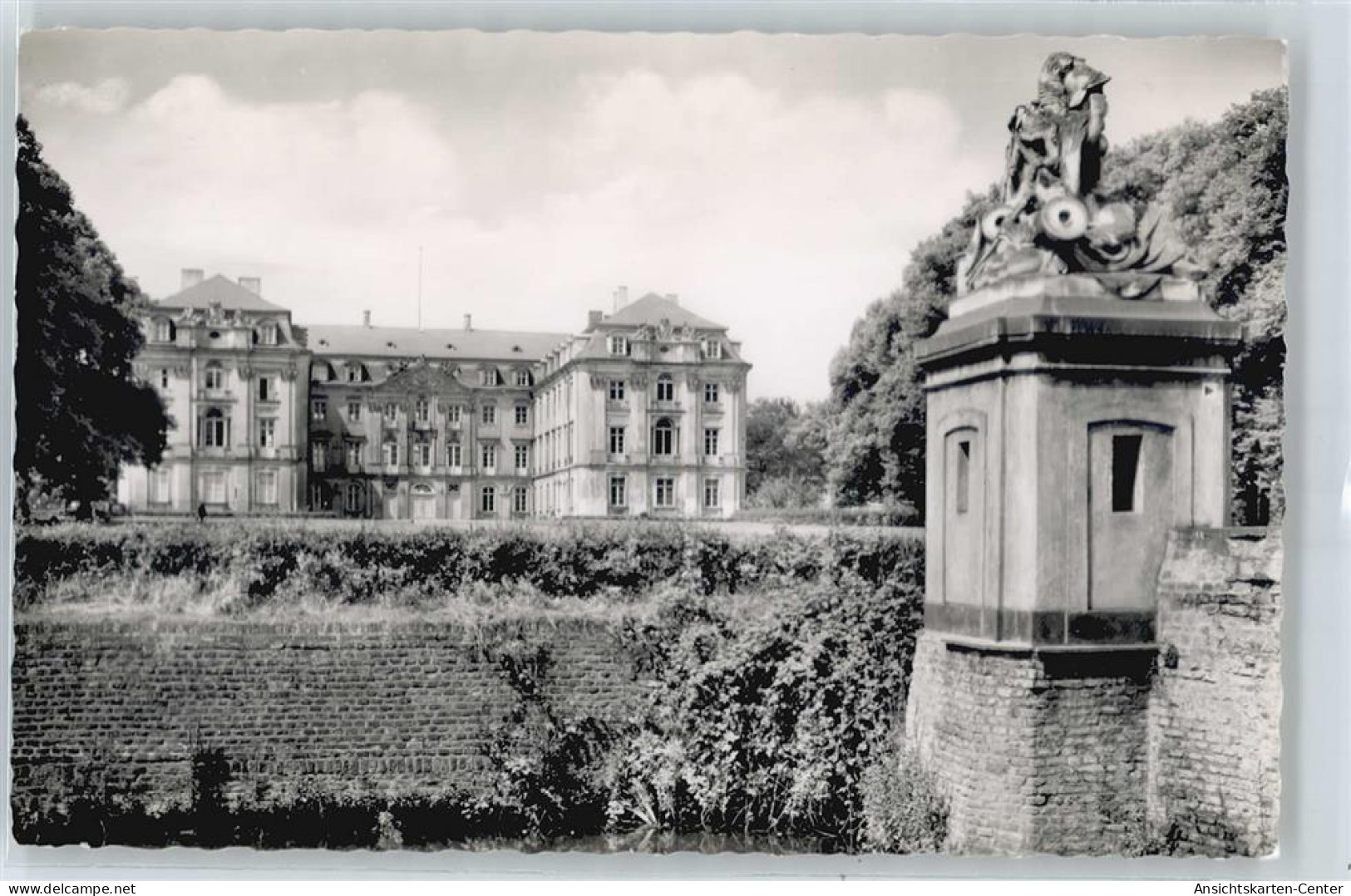 50507466 - Bruehl , Rheinl