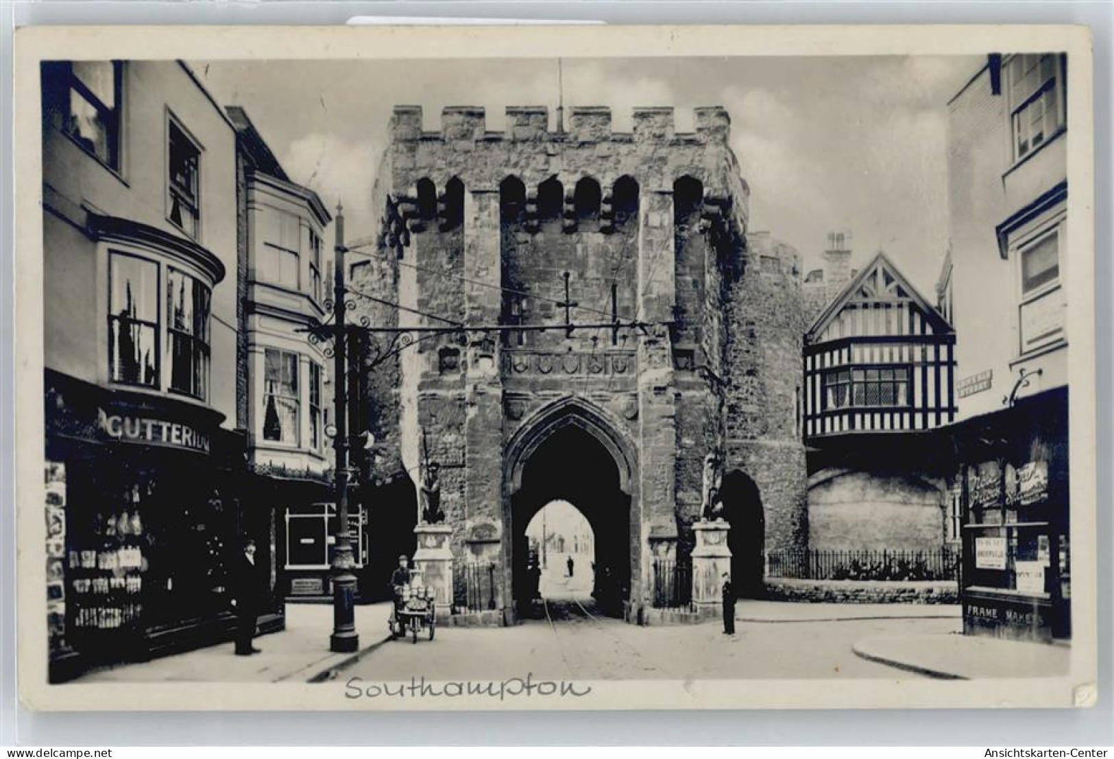 50586025 - Southampton