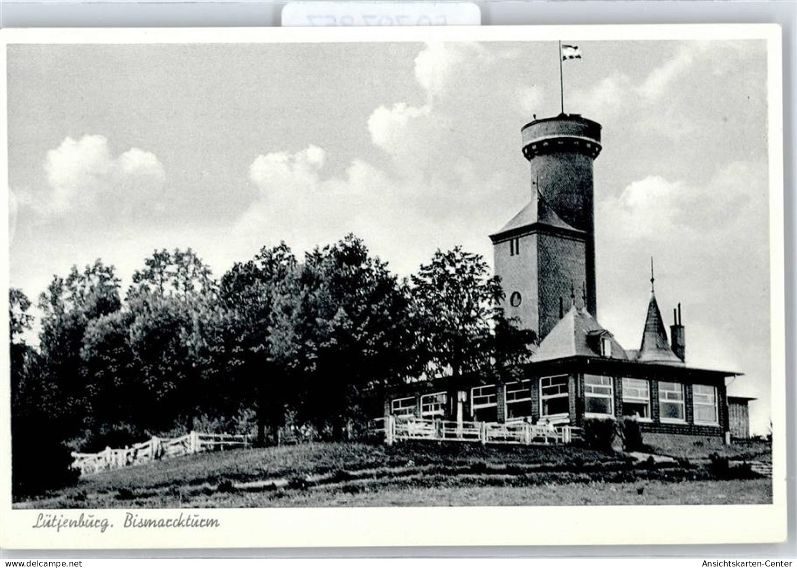 50797857 - Luetjenburg , Holst