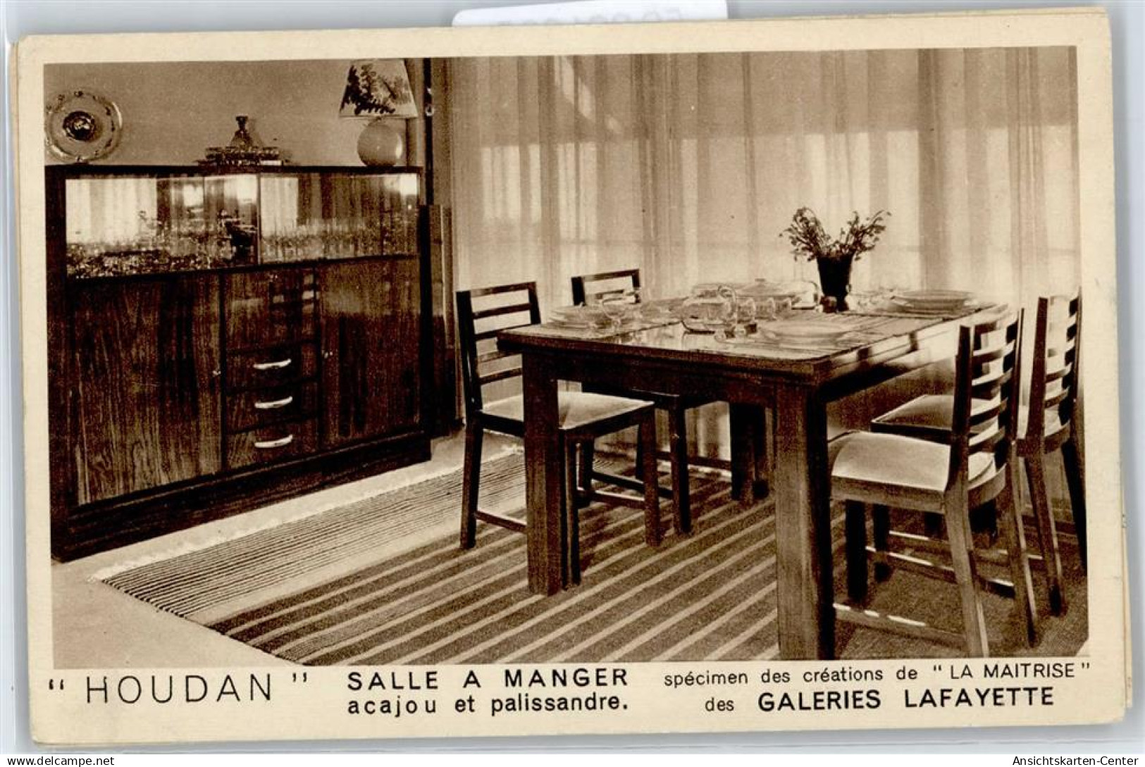 50861935 - Houdan