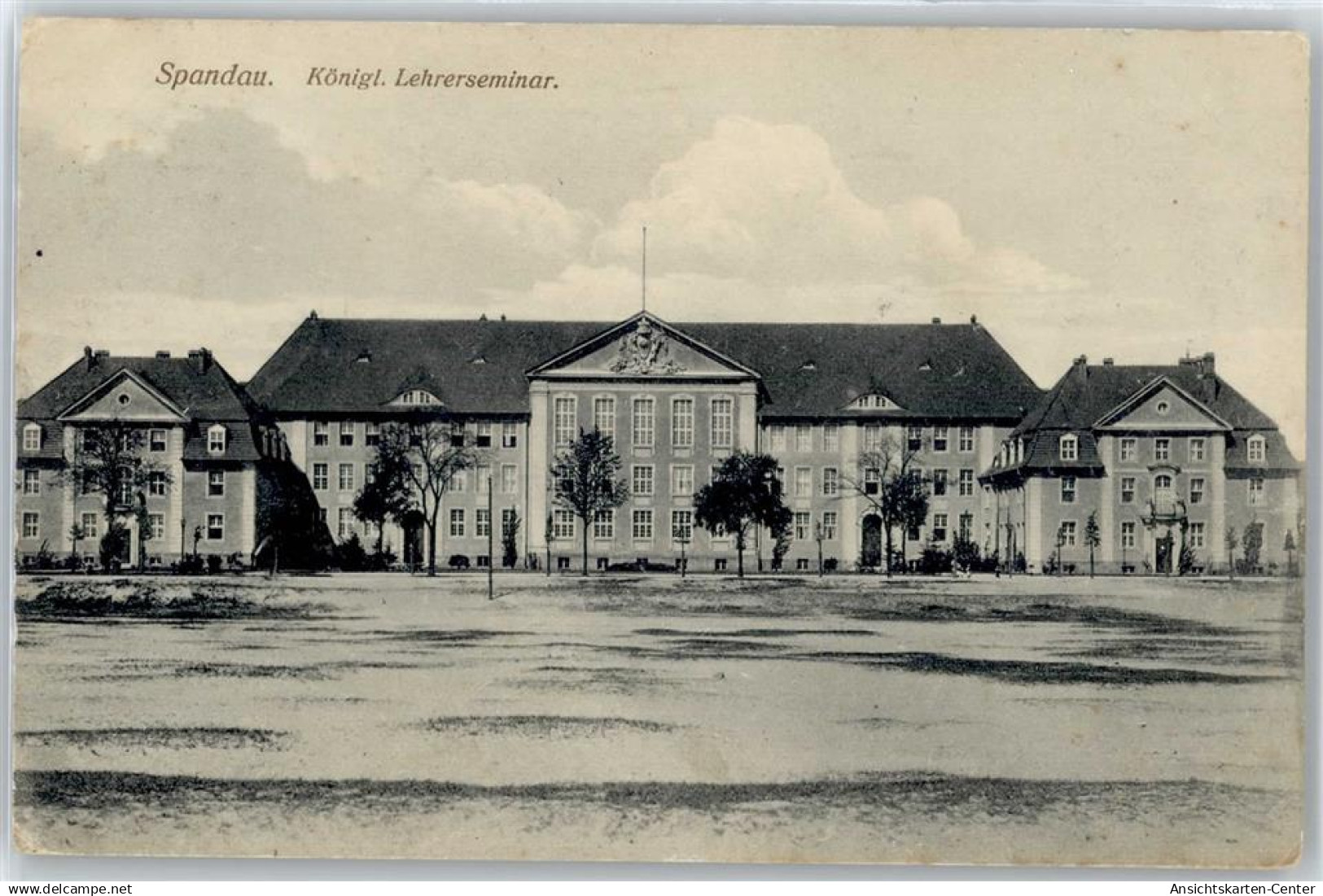 50873324 - Spandau