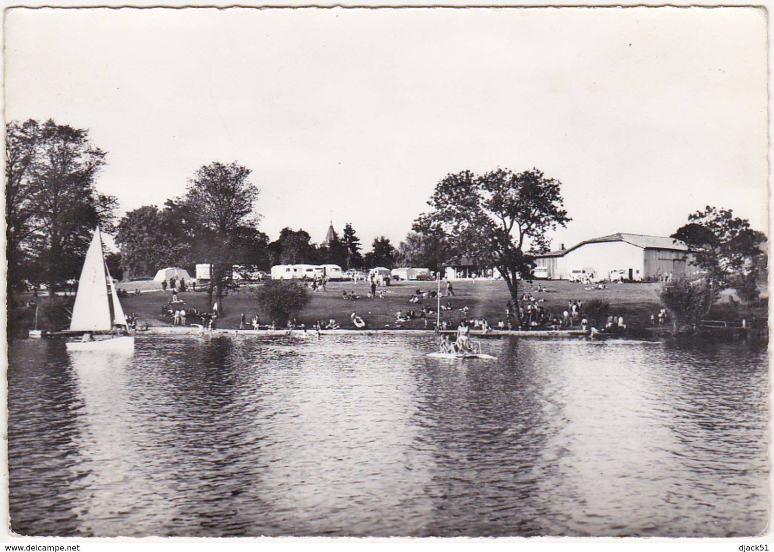 51 - GIVRY-EN-ARGONNE (Marne) - Etang du Val d'Ante - La Plage et le Camping