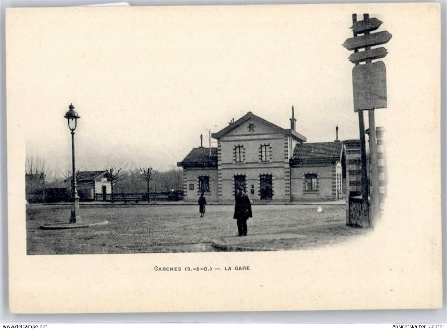 51044332 - Garches