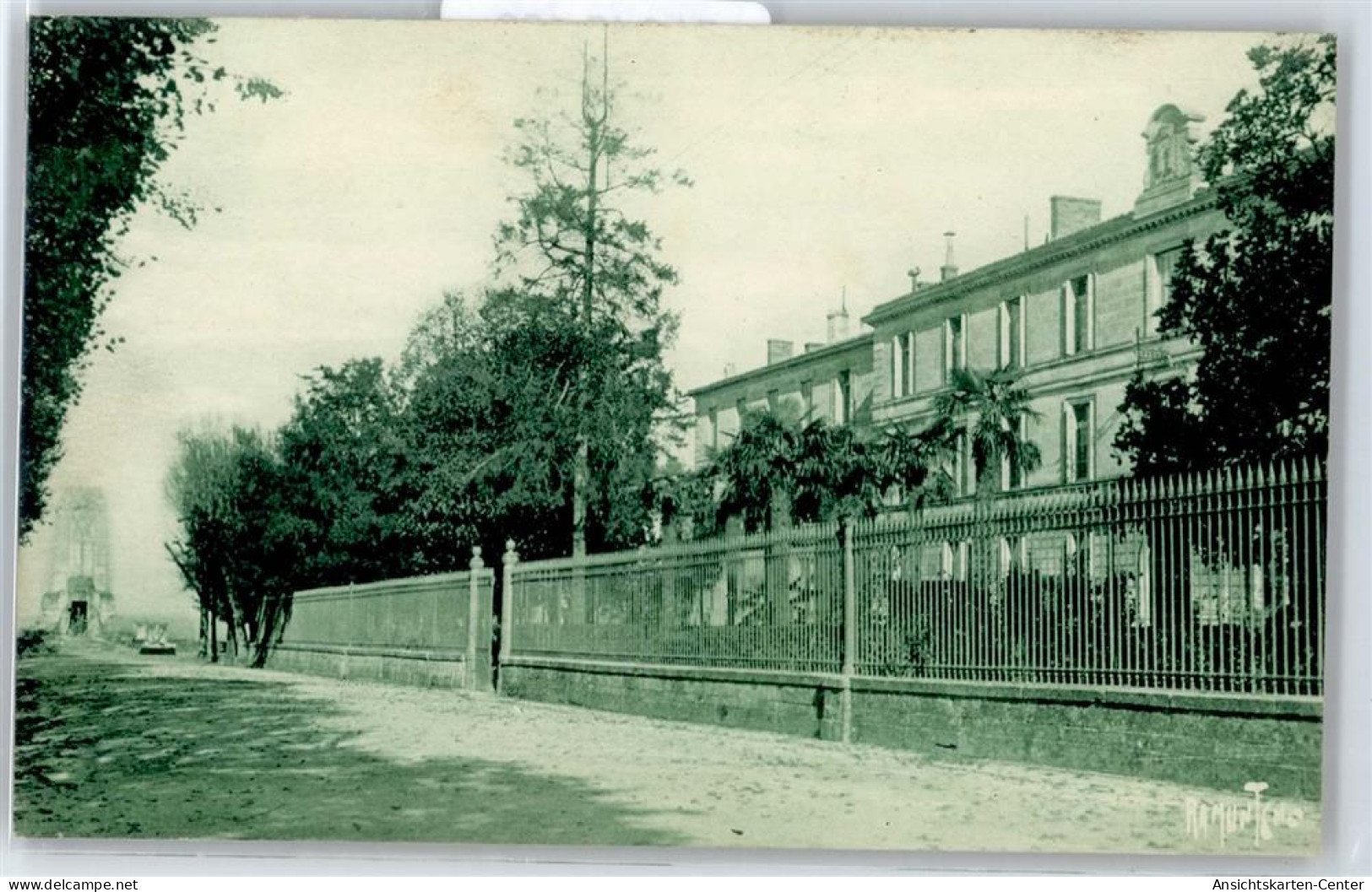 51045469 - La Rochelle