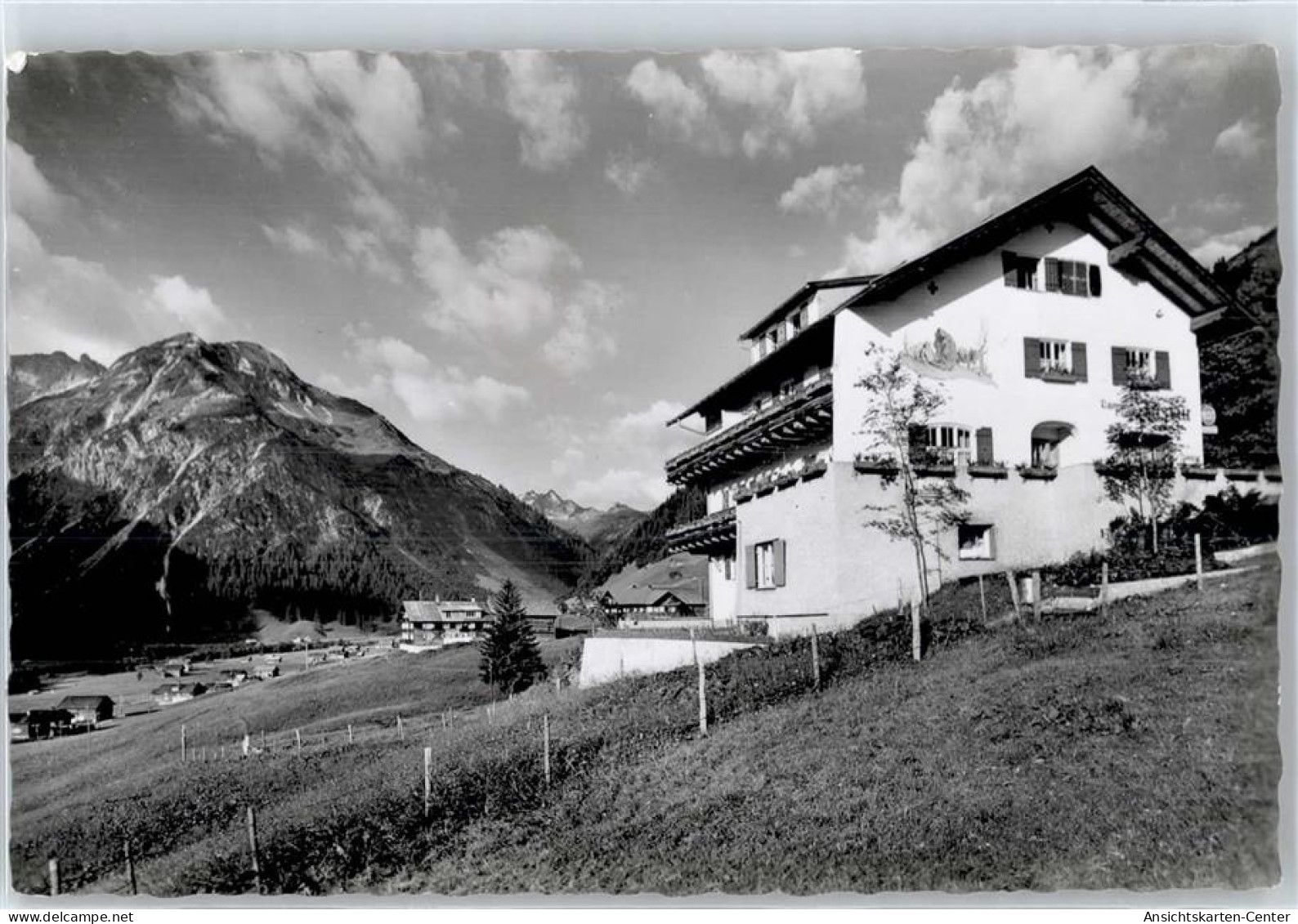 51047784 - Mittelberg , Kleinwalsertal