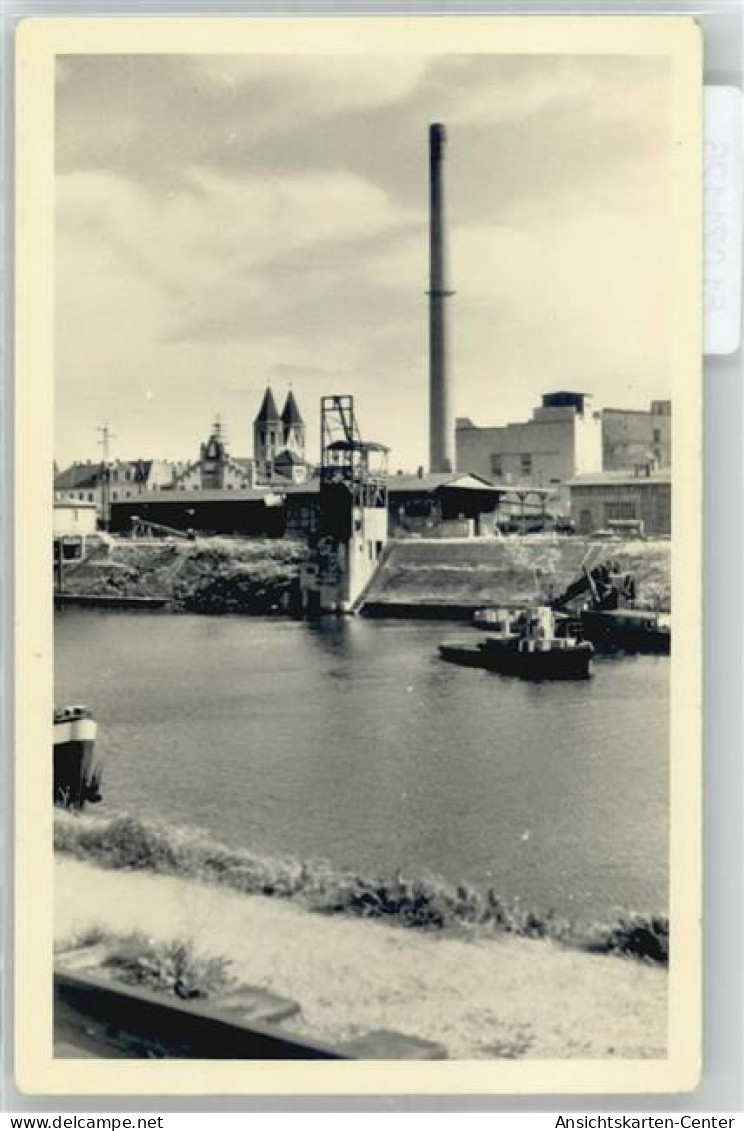 51071125 - Schoenebeck Elbe