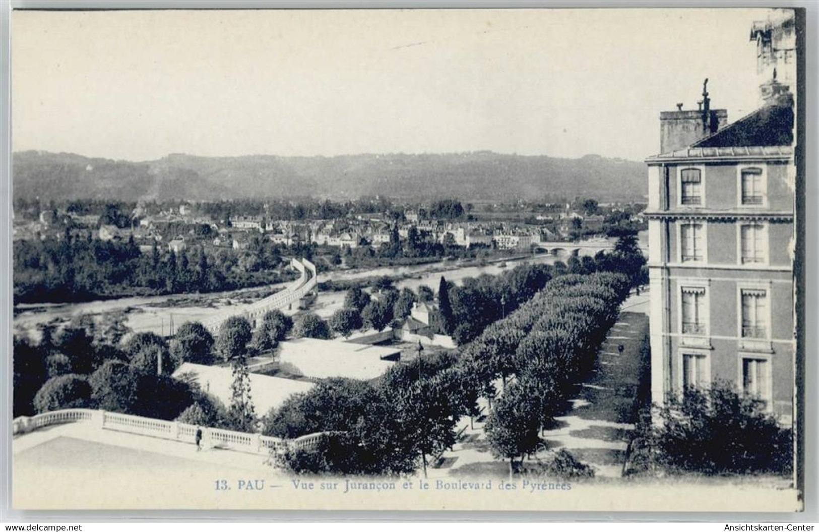 51071645 - Pau