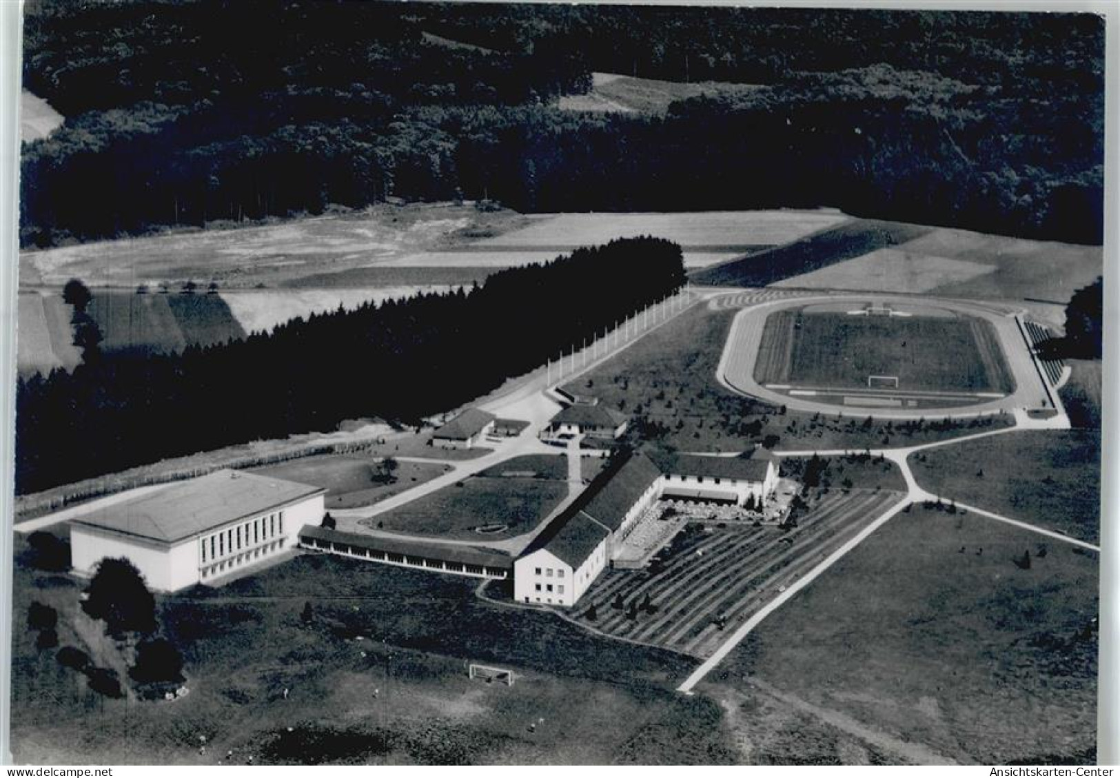 51079024 - Gruenberg , Hess