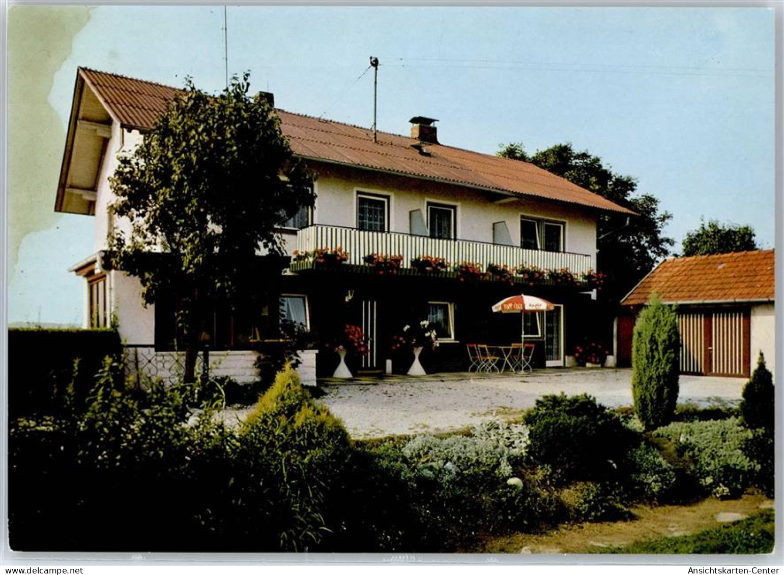 51108936 - Bad Fuessing