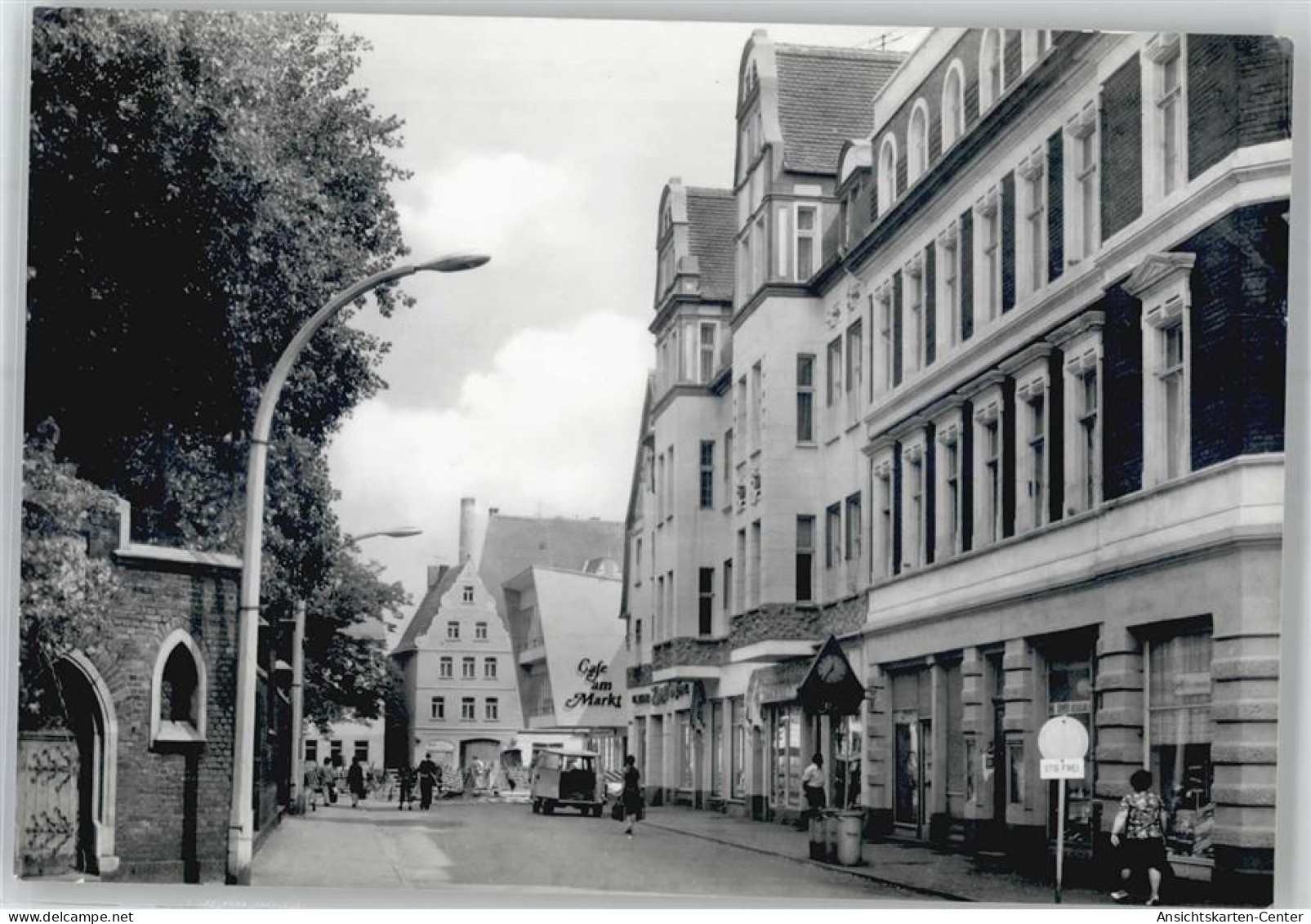 51119446 - Bitterfeld