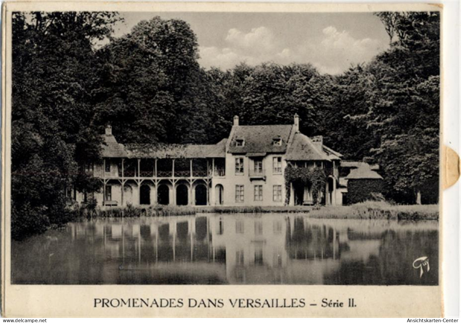 51126147 - Versailles
