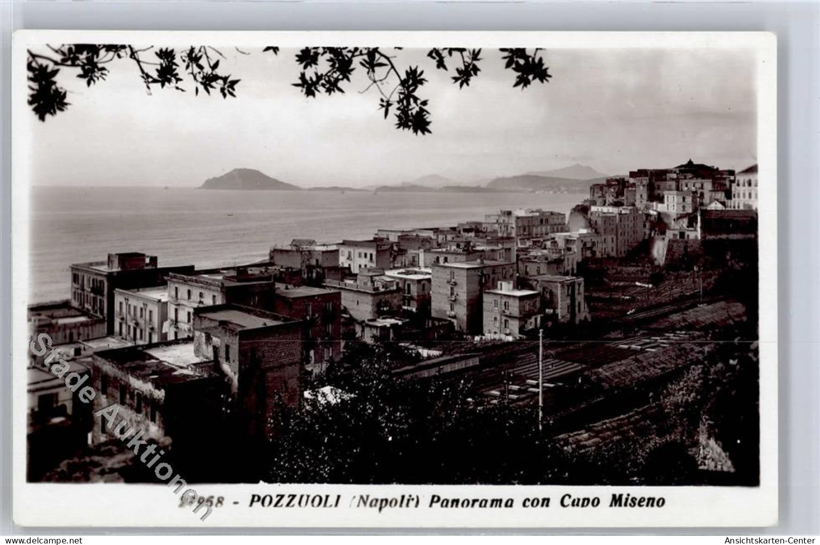 51267629 - Pozzuoli e Cantiere