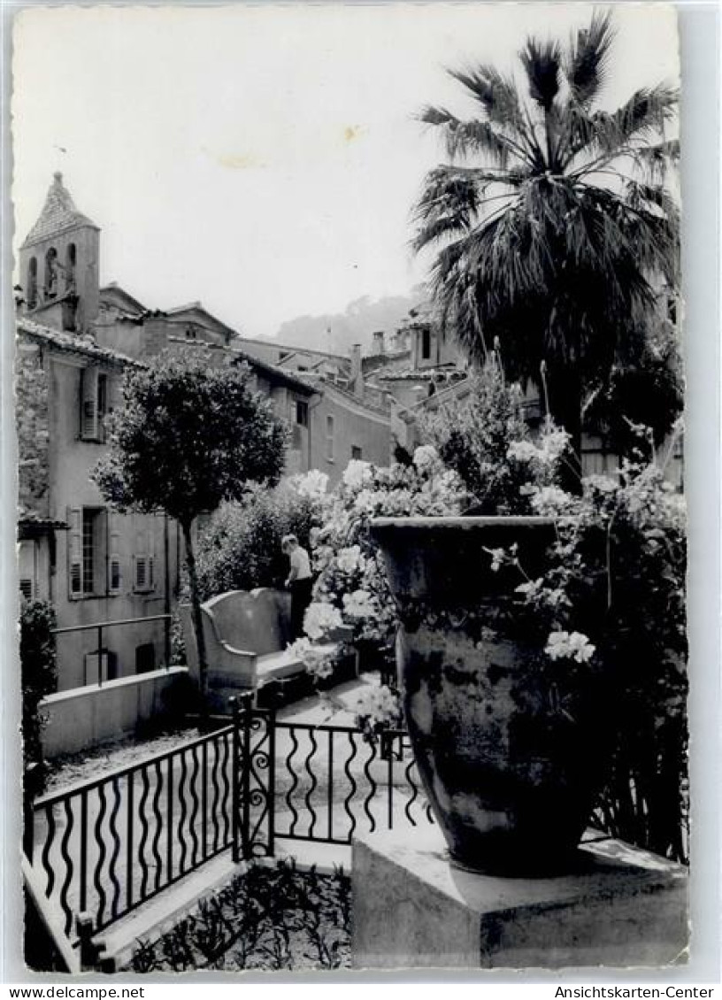 51304672 - Grasse
