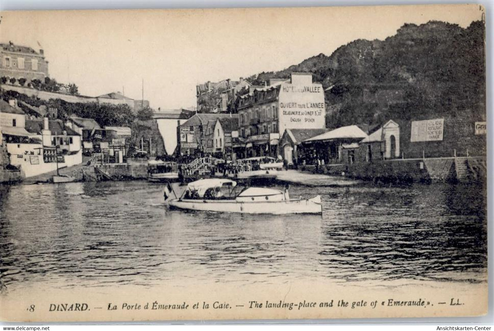 51377848 - Dinard