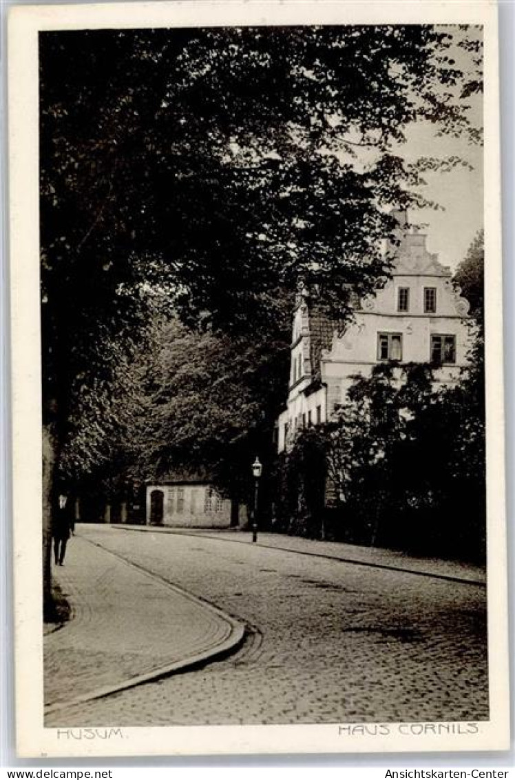 51502566 - Husum , Nordsee