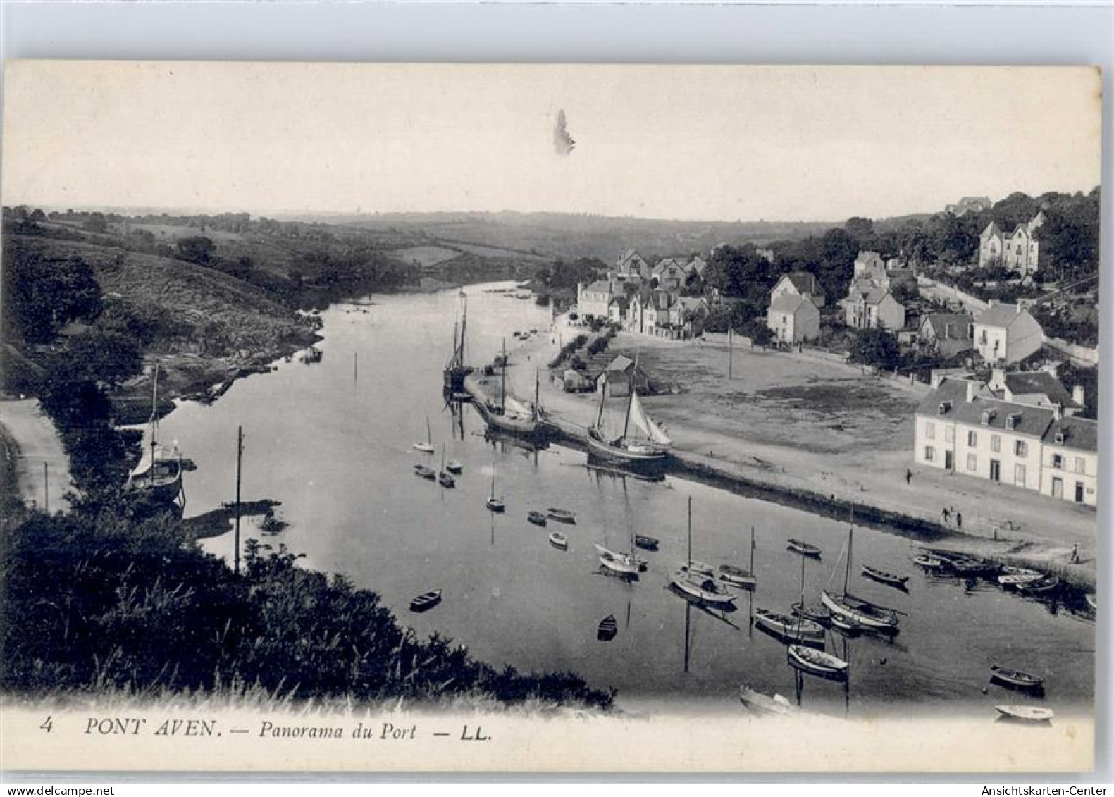 51537744 - Pont-Aven
