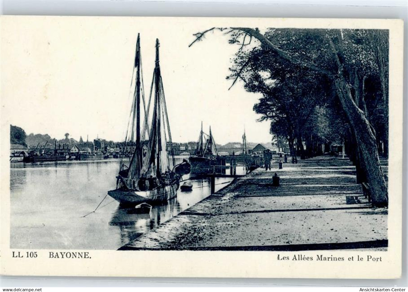 51630474 - Bayonne