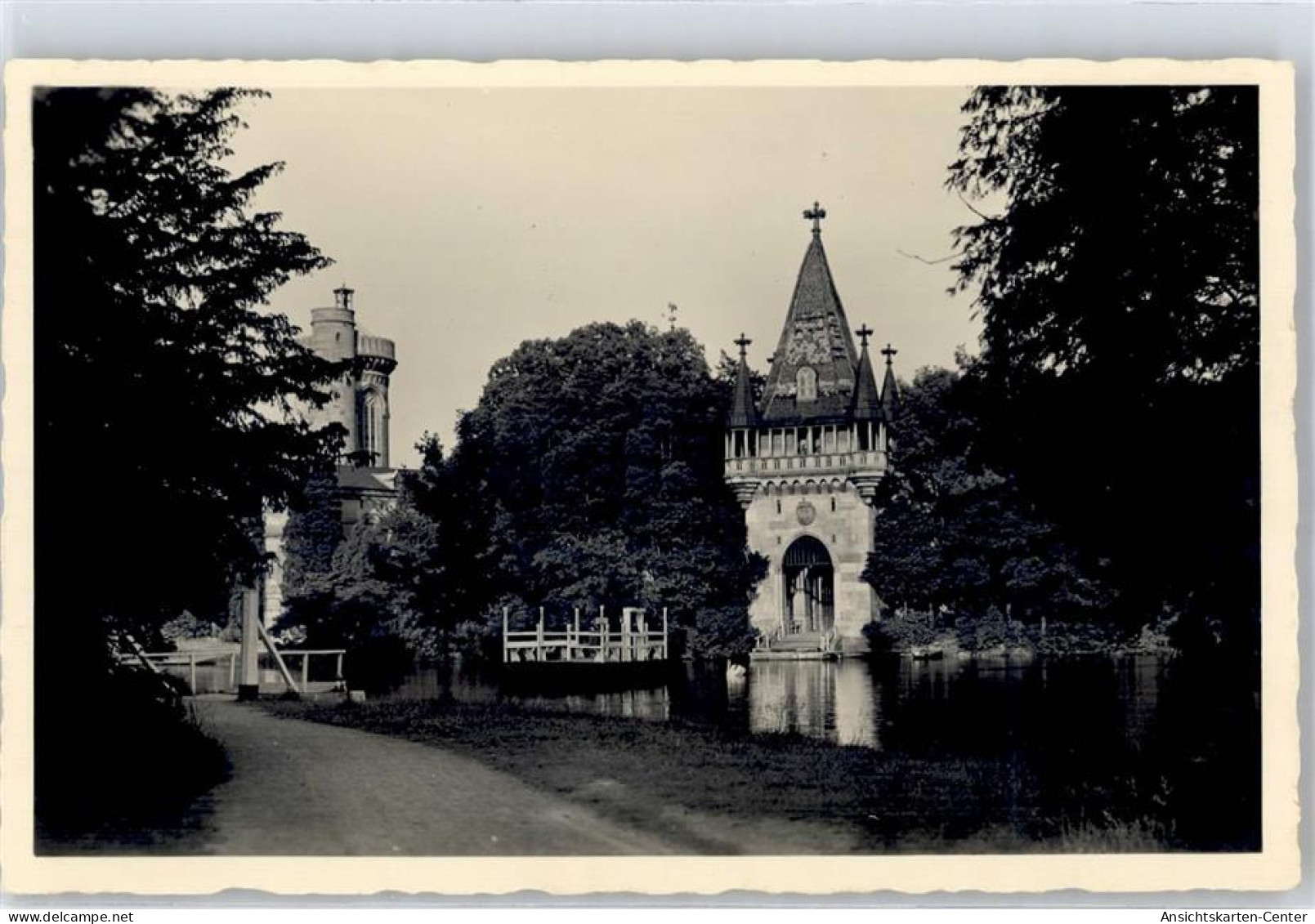 51643077 - Laxenburg