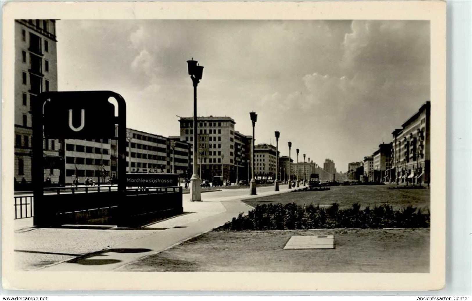 51706988 - Friedrichshain