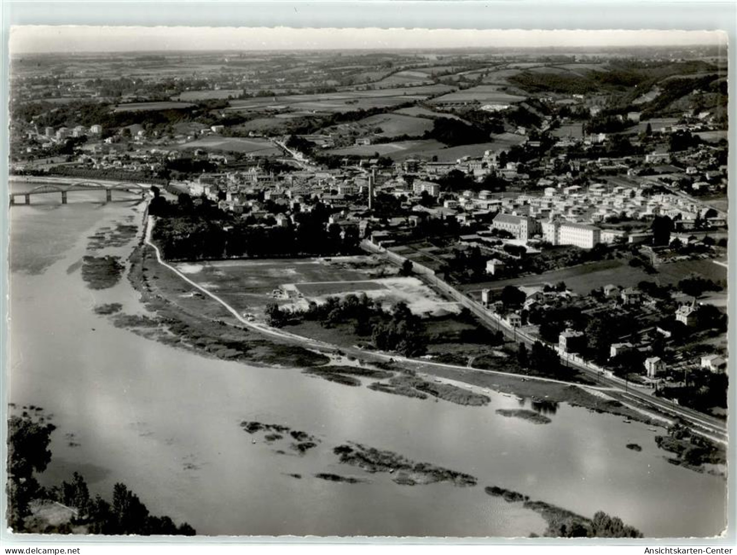 51715656 - Neuville-sur-Saone