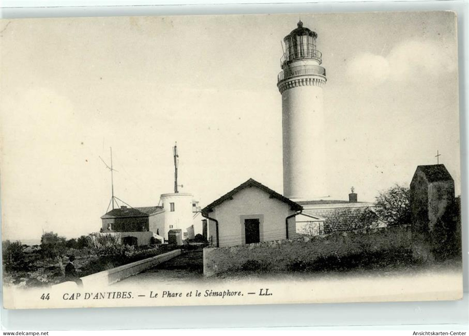 51835068 - Antibes
