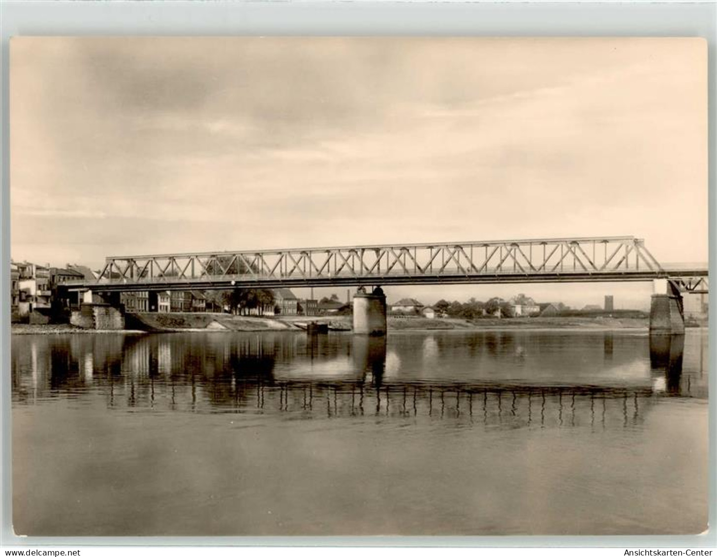 51885603 - Schoenebeck Elbe