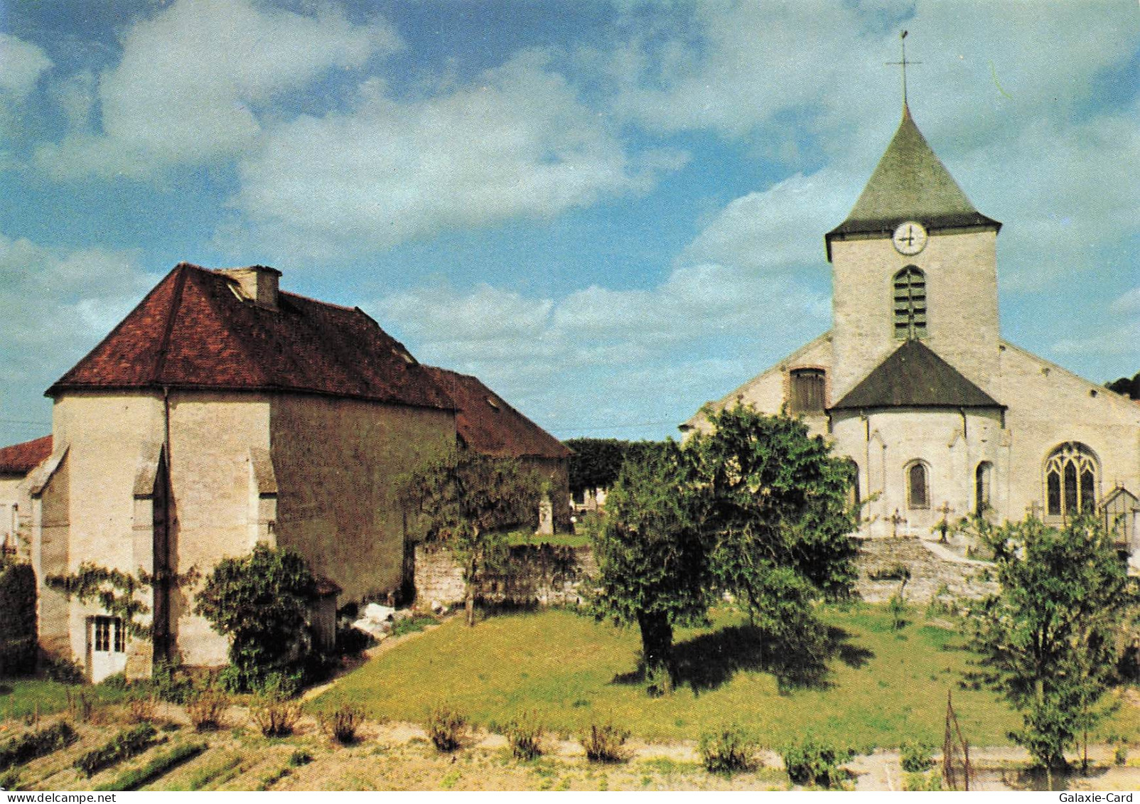 52 COLOMBEY LES DEUX EGLISES LES EGLISES