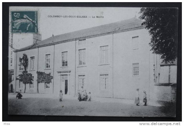52 Colombey-les-Deux-Églises mairie    D52D  K52253K  C52140C RH042189