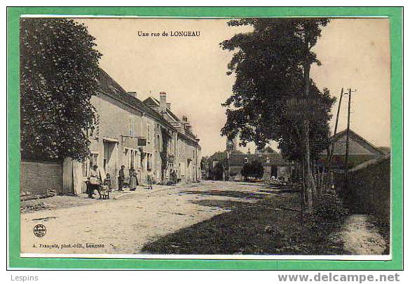 52 - LONGEAU -- Une rue de
