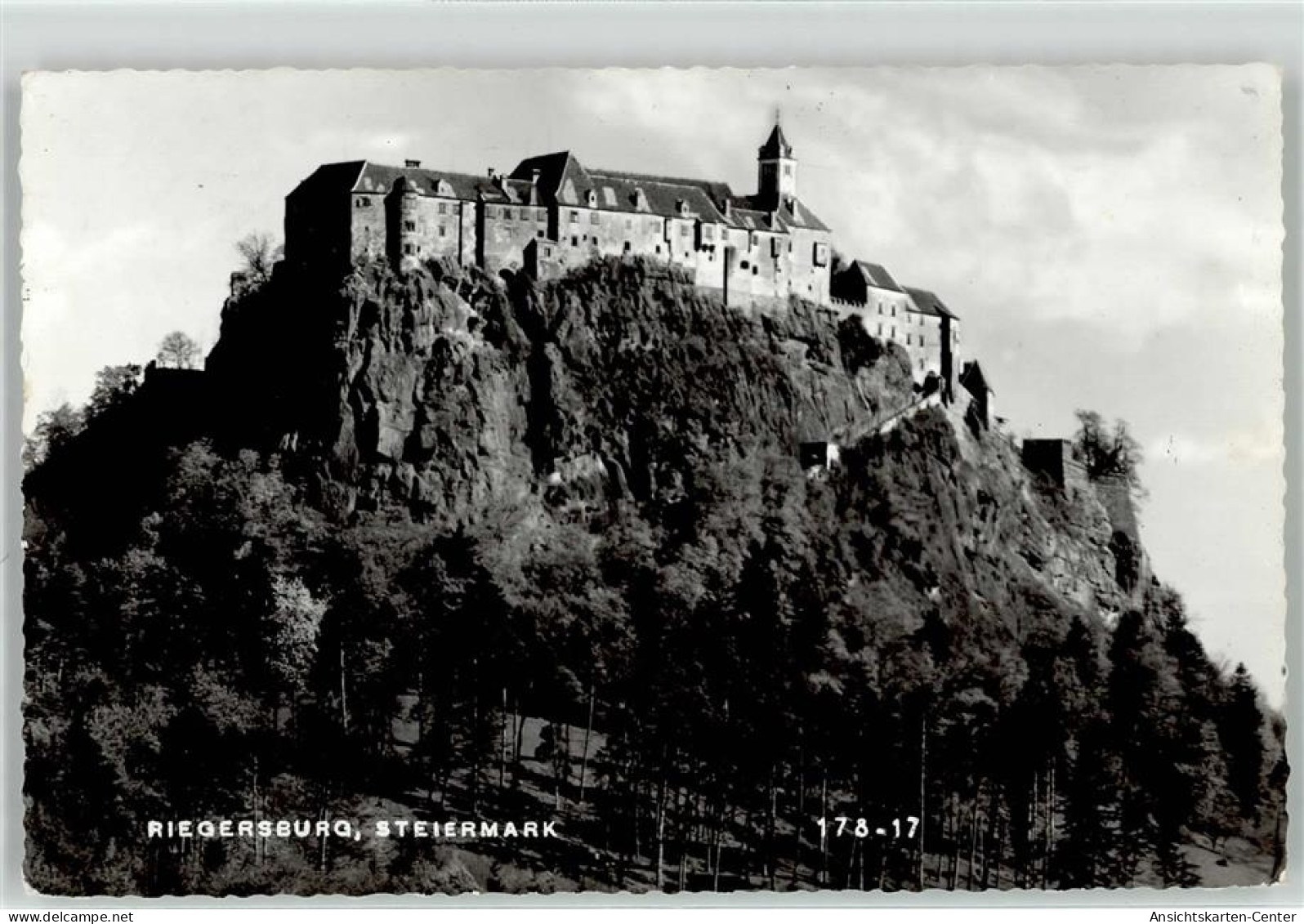 52060367 - Riegersburg