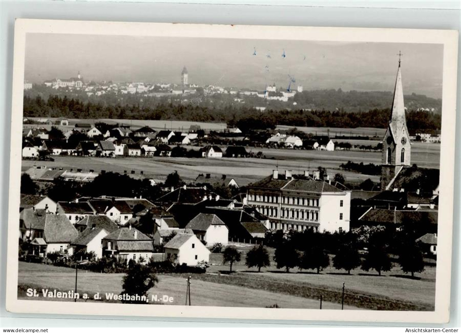 52064779 - St. Valentin