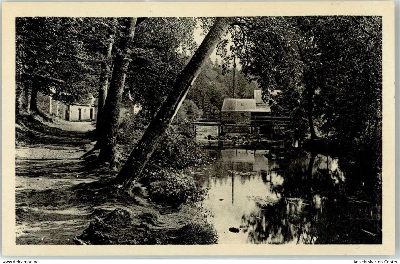 52071176 - Pont-Aven