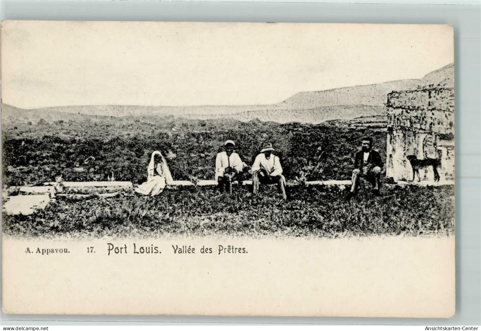 52225720 - Port Louis