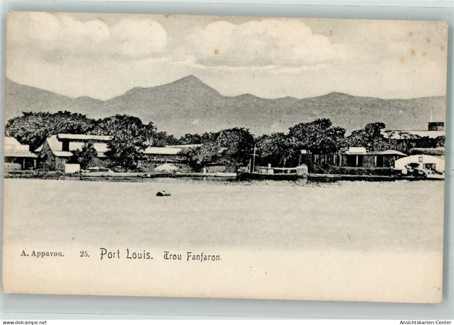 52225725 - Port Louis