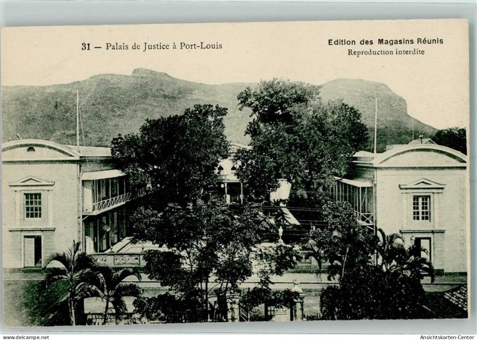 52225734 - Port Louis