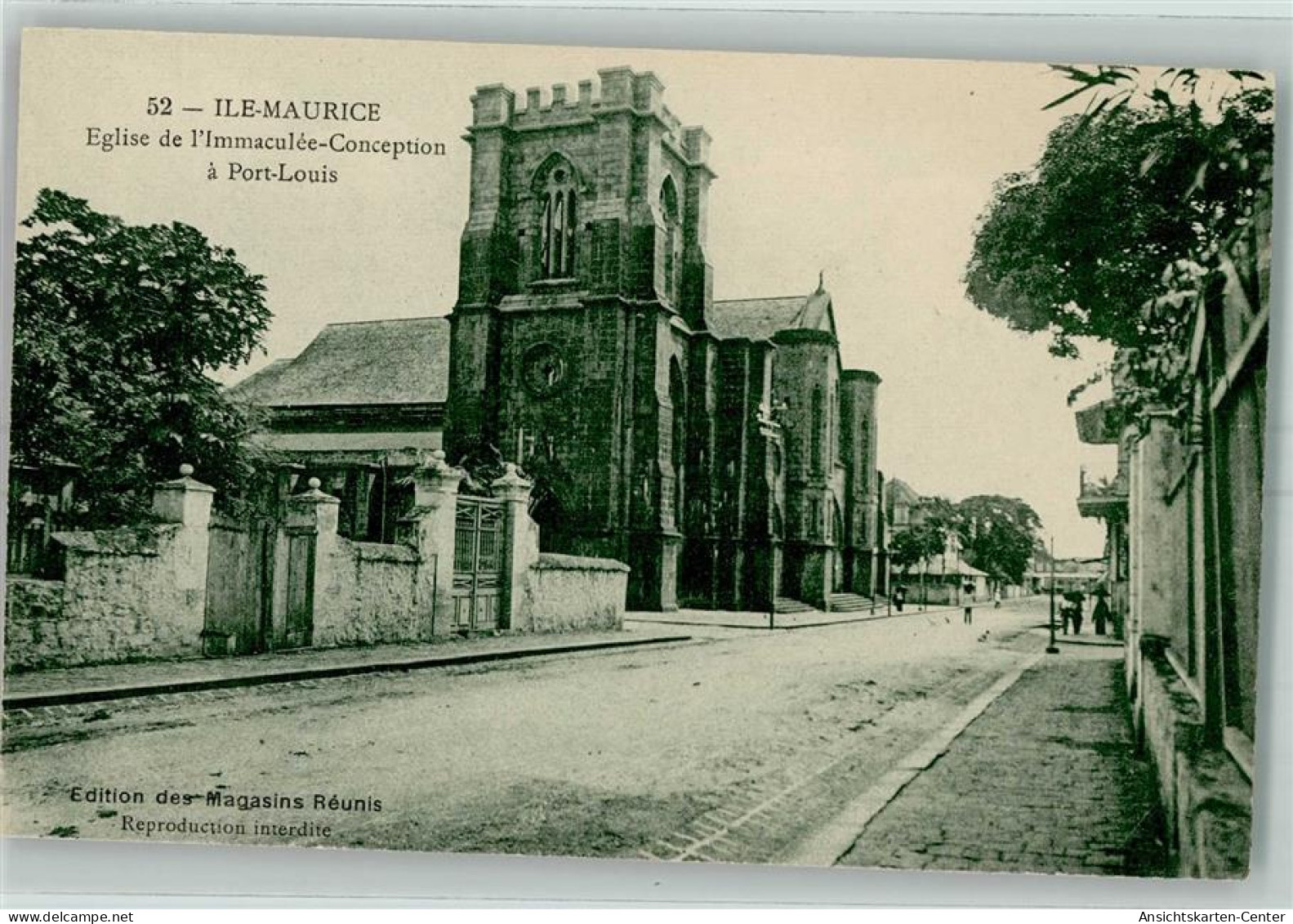 52225737 - Port Louis