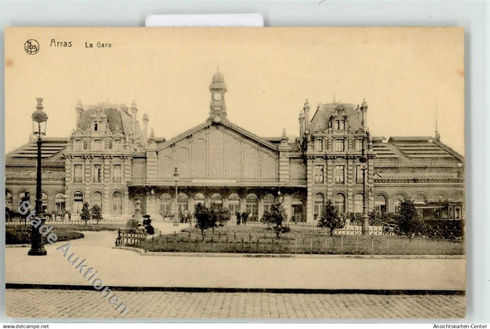 52257344 - Arras
