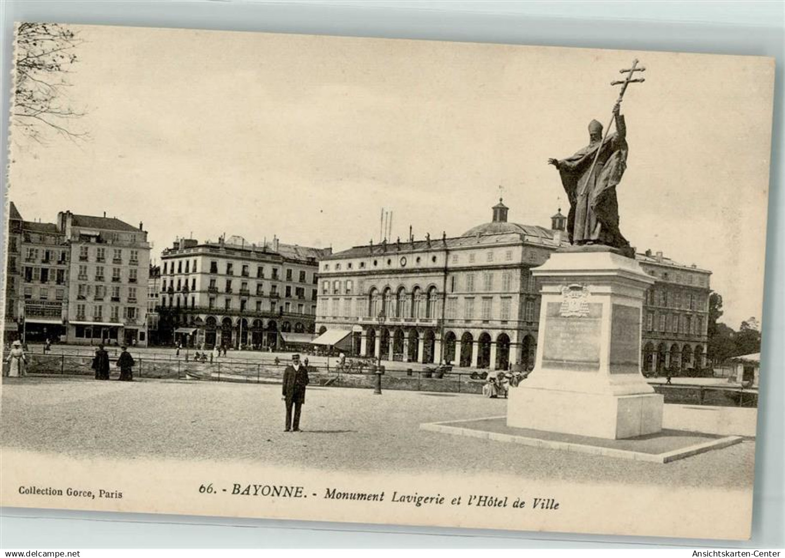 52306235 - Bayonne